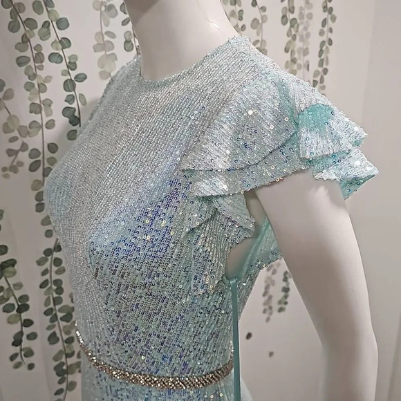 IEENA MAC Duggal Flutter Sleeve Sequin Column Gown - Picture 6 of 16